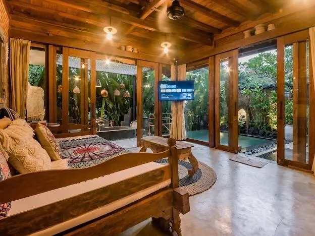 Pabuanvilla, Private, Etnik&impressive Honeymoon Villa *