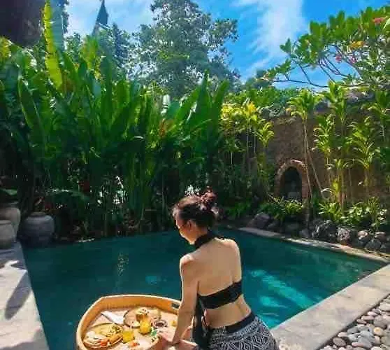 Pabuanvilla, Private, Etnik&impressive Honeymoon
